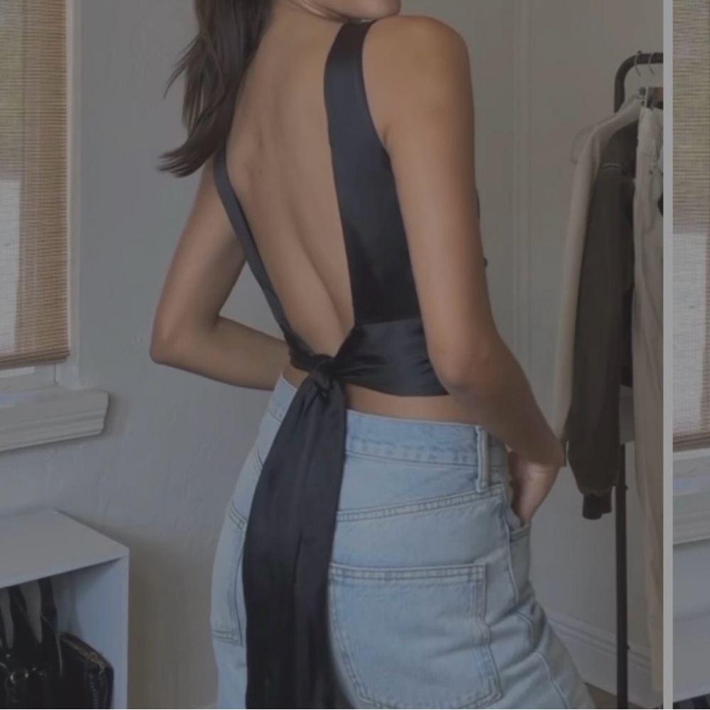 Commense Cowl Neck Ruched Open Back Crop Top for holiday Christmas party gift - Picture 3 of 8